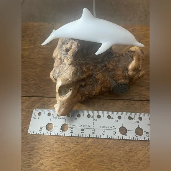 John Perry Vintage single dolphin Burlwood sculpture - Picture 9 of 10